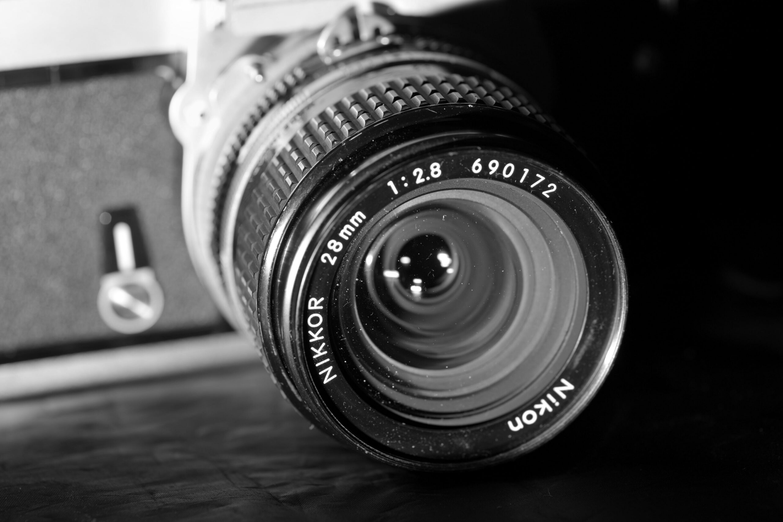 Nikkor 28mm f2.8 AIS