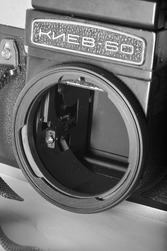 Kiev 6C, lens mount