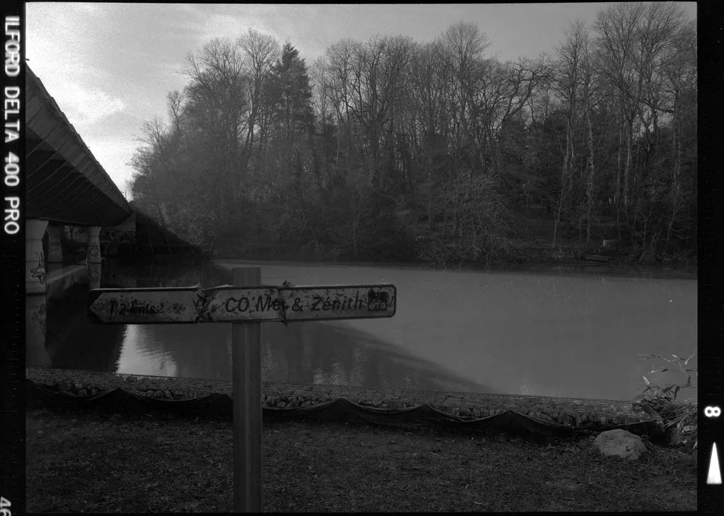 Image prise avec un Fujica GS645W.