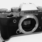 Fuji XT-1 -front without lens