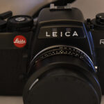 Leica R4. Vue de face.