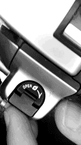Déchargement et chargement d'une cartouche APS.