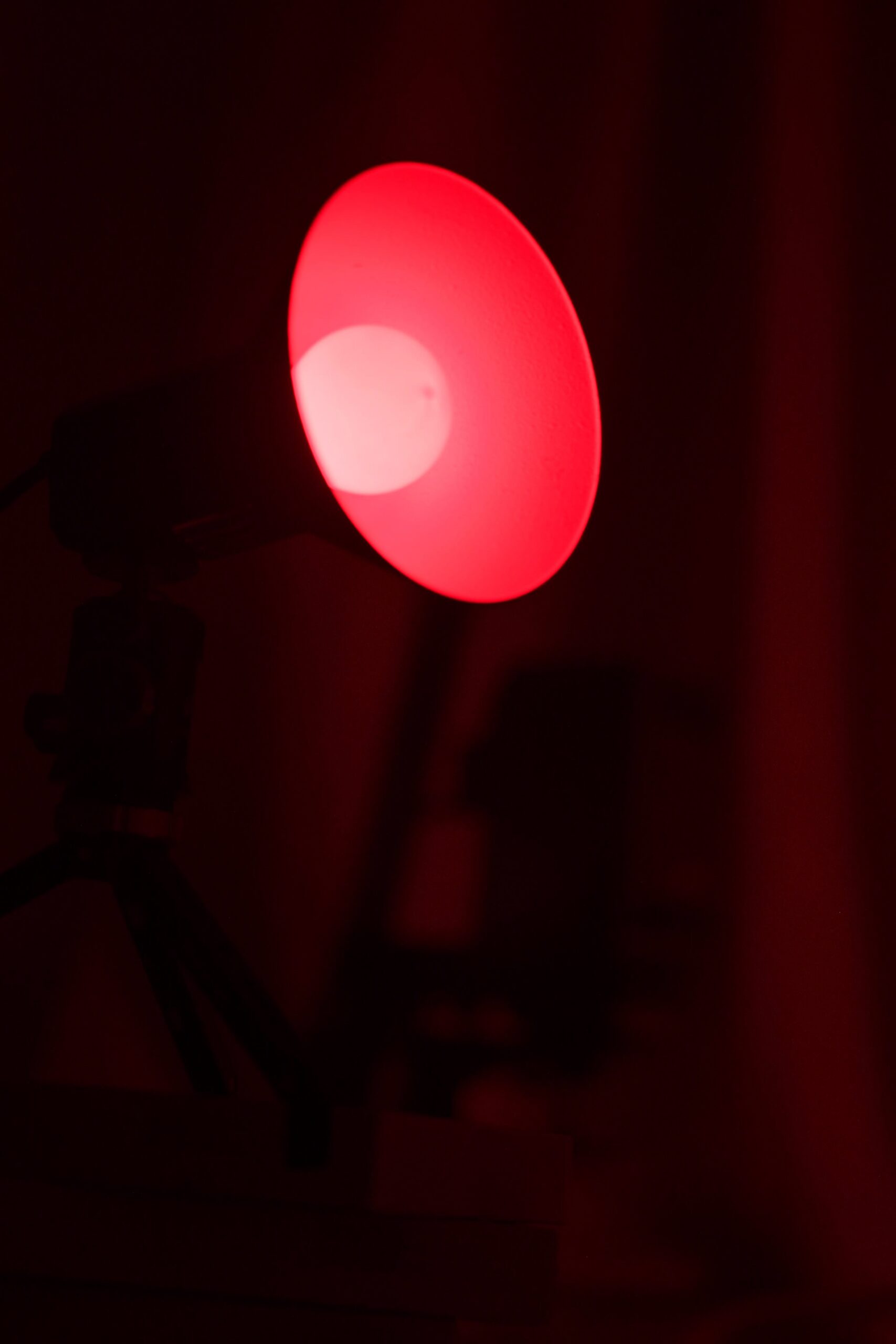 Darkroom, Safelight (red)