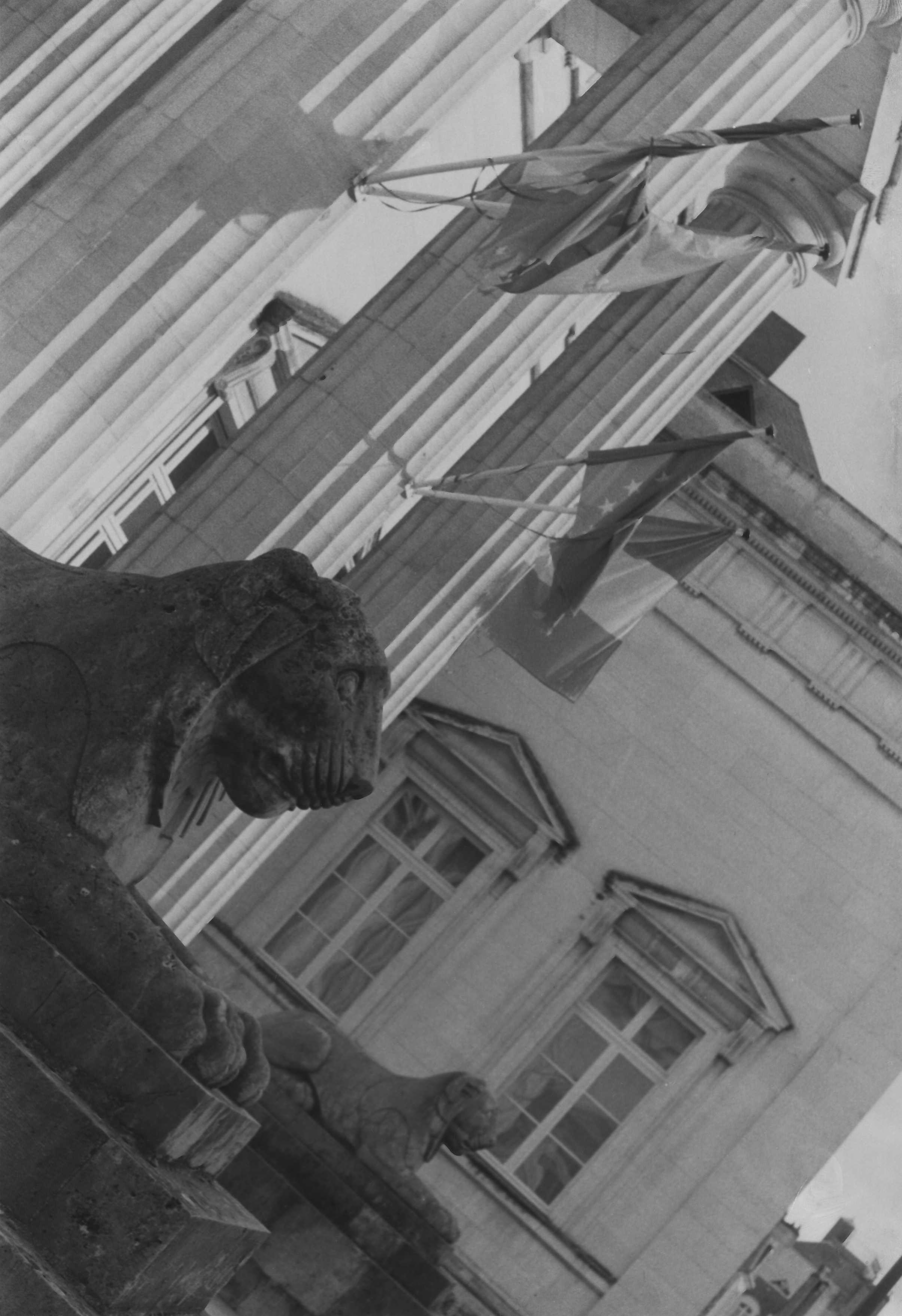 Tribunal d'Orléans, 44 rue de la Bretonnerie, en perdition.