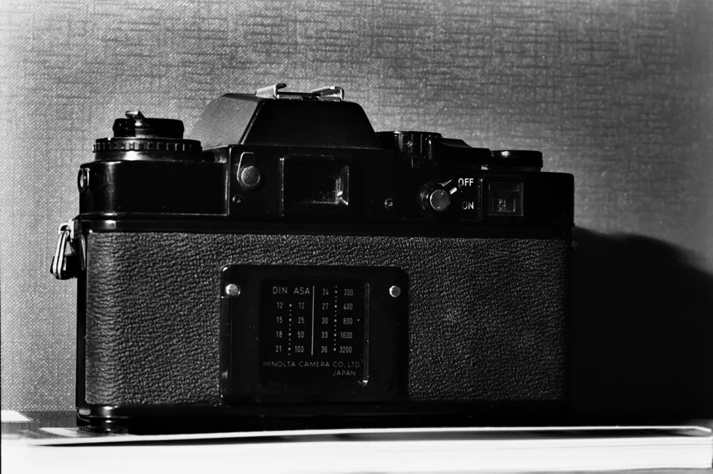 Minolta XE1 -back view