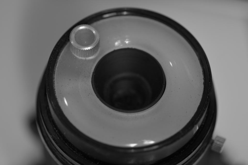 Fixed ring flash of a yashica dental eye.
