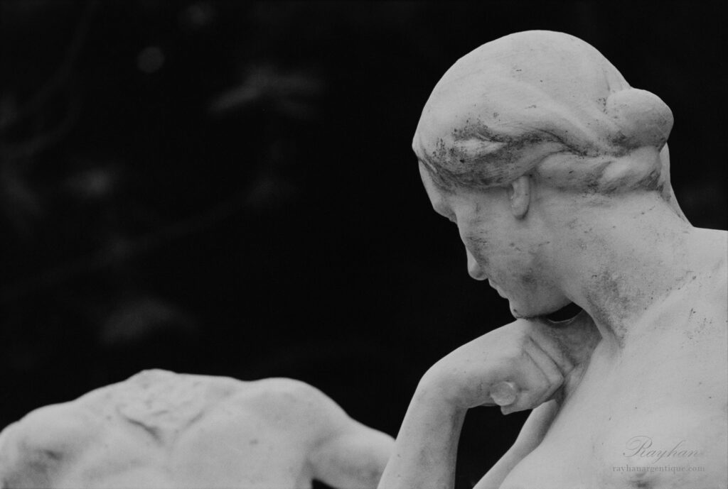 Statues, Parc Pasteur - La dilution, trop forte, donne des tonalités plates.