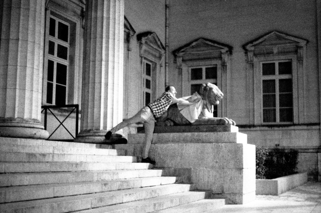 Se perdre la Nuit à Orléans, avec Funi, modèle photo, danseur et comédien (https://photomod.kabook.fr/#gal), Photographe Rayhan RAHIM KHAN