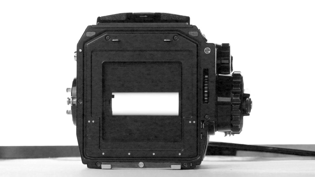 Obturateur à plan focal d'un Bronica EC TL, les deux rideaux en mouvement