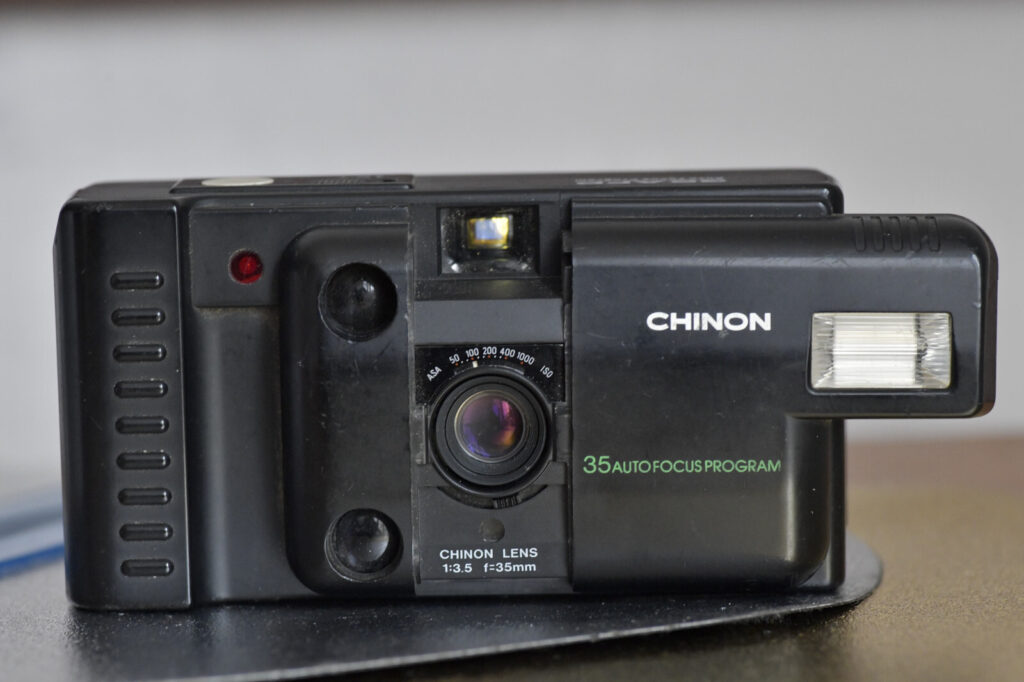 Chinon 35mm autofocus program